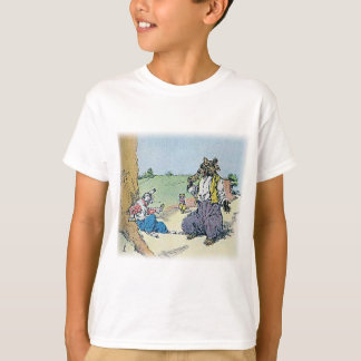 BRER RABBIT .........and the Brer Wolf came by T-Shirt