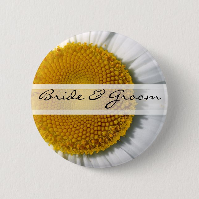 Bride & Groom Daisy Button (Front)