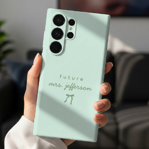 Bride To Be   Elegant Script Fiancée Future Mrs Case-Mate iPhone 14 Plus Case