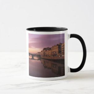 Bridges over the Arno River at sunset, Mug