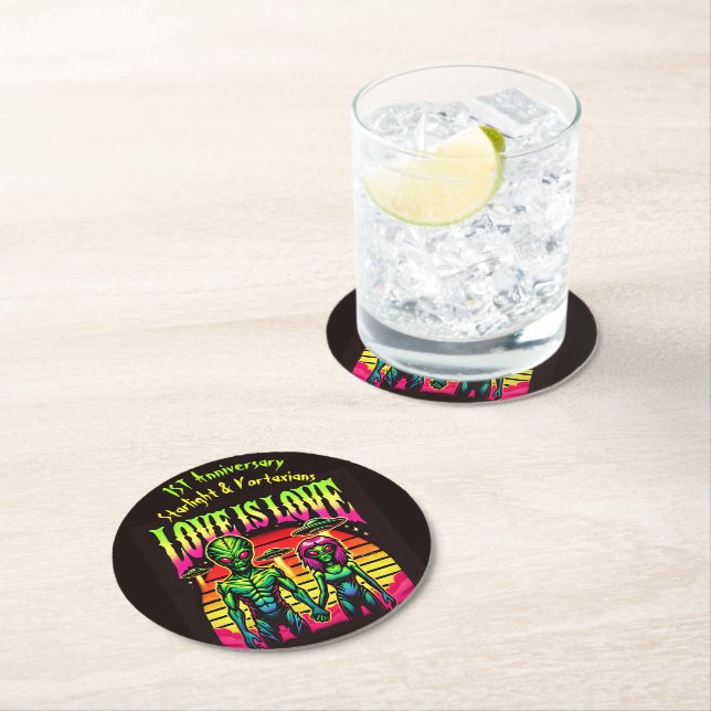 Bright Aliens in Love Under Sky Round Paper Coaster (Insitu)