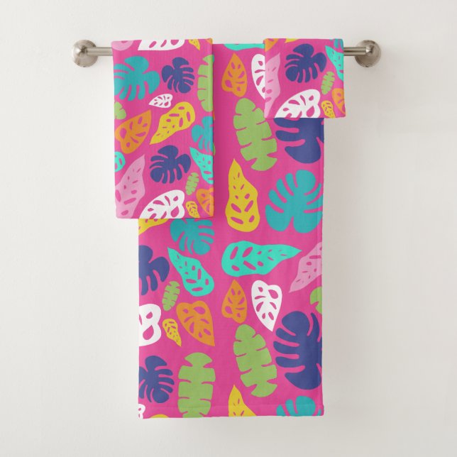 Bright Colourful Tropical Summer Leaves Pattern Bath Towel Set (Insitu)