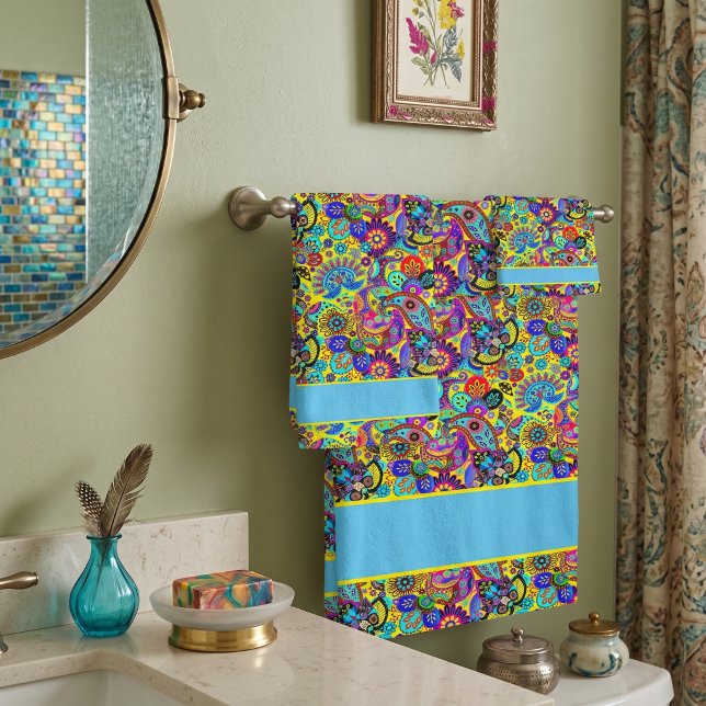 Bright floral paisley bath towel set (Creator Uploaded)