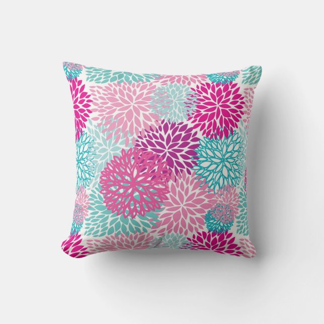 Bright Floral pattern 2 Throw Pillow (Front)