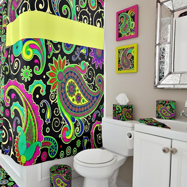 Bright paisley (Creator Uploaded)