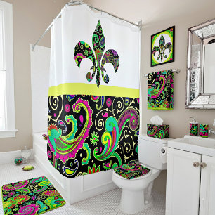 Bright paisley