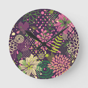 Bright pattern round clock