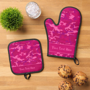 Bright Pink Camouflage Pattern Oven Mitt & Pot Holder Set
