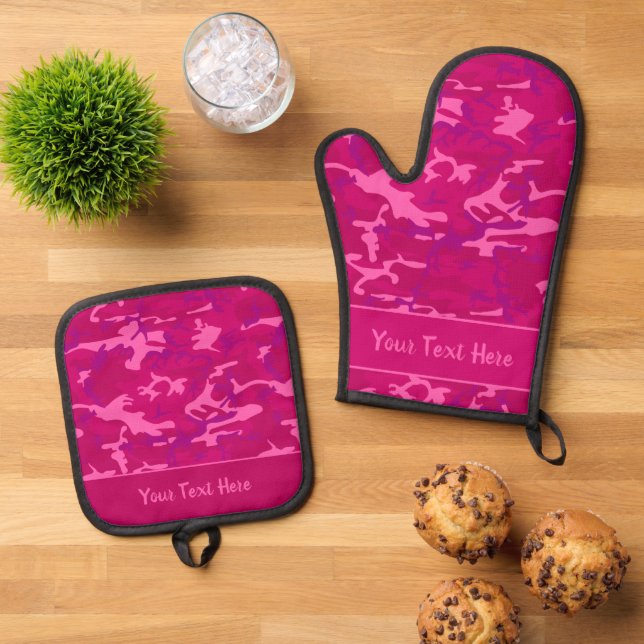 Bright Pink Camouflage Pattern Oven Mitt & Pot Holder Set (Top Down)