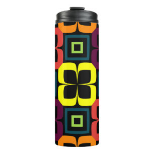 Bright seamless pattern with colourful flowers on thermal tumbler
