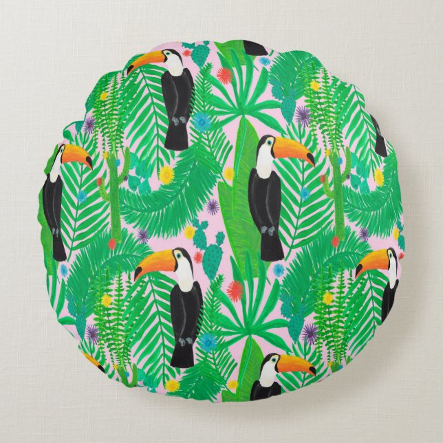 Bright tropical seamless hand drawn pattern with t round pillow (Front)