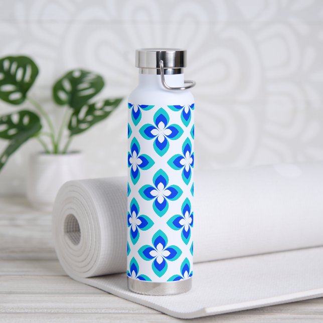Bright Two Toned Blue Flower Pattern Water Bottle (Yoga)