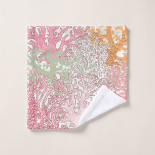 Bright underwater seamless pattern with beautiful  wash cloth