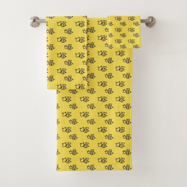 Bright Yellow Summer Bees Pattern Bath Towel Set (Insitu)