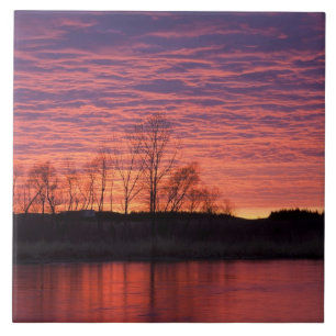 Brilliant sunset reflects into the Calamus River Tile