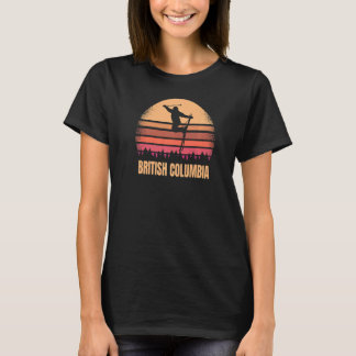 British Columbia Canada Skier Vintage Skiing 80s S T-Shirt