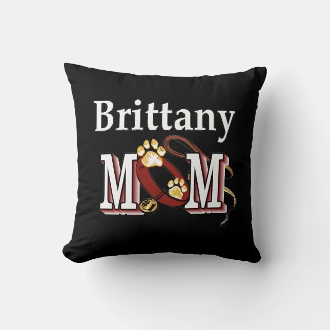 Brittany Dog MOM Throw Pillow (Front)