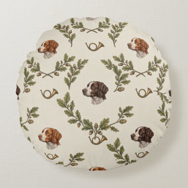 Brittany Spaniel  Round Pillow (Front)