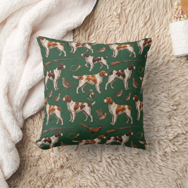 Brittany Spaniel  Throw Pillow (Blanket)