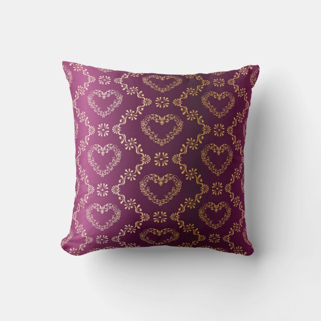Brocade pattern throw pillow (Front)
