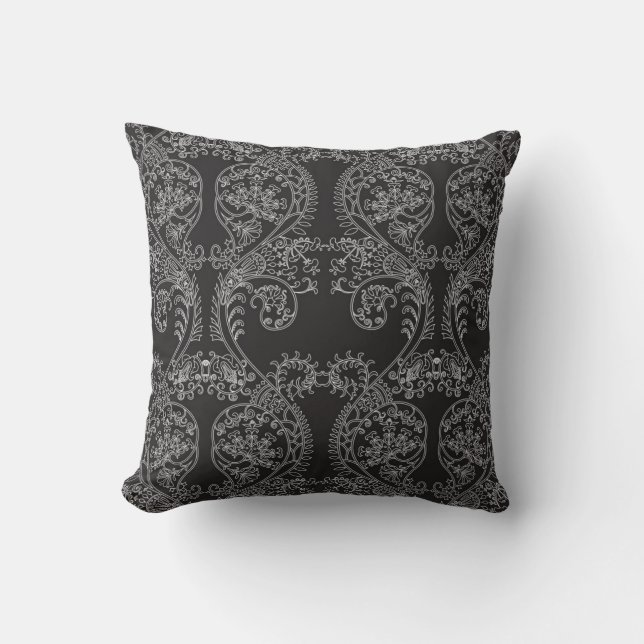 Brocade pattern throw pillow (Front)