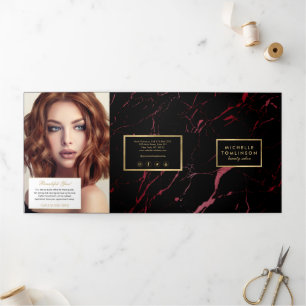Brochure de salon ou de produit de marbre noir et