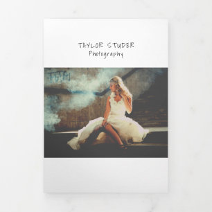 Brochure simple noir blanc photographe