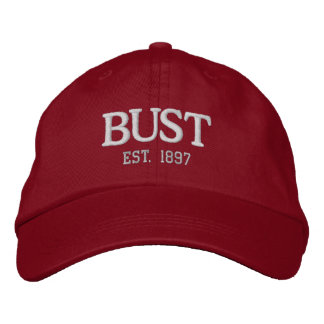 Brodée Casquette rouge BUST