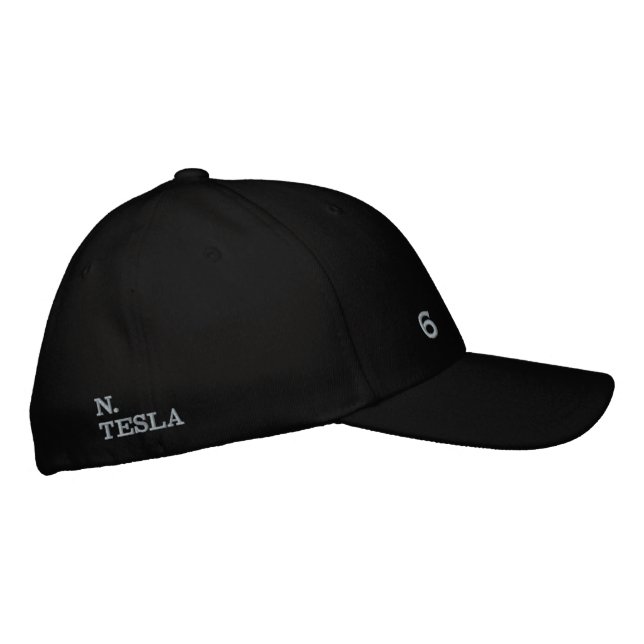 BRODÉE N CASQUETTE TESLA (Droite)