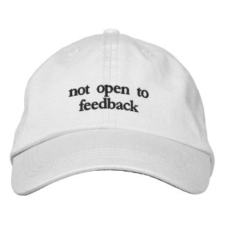Brodée non ouvert au casquette de commentaires