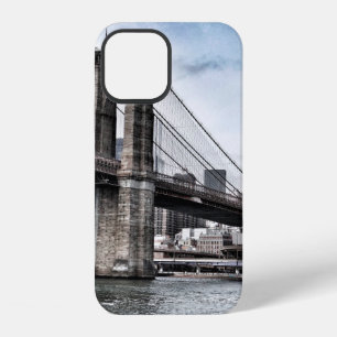 BROOKLYN BRIDGE DURING DAYTIME iPhone 12 CASE