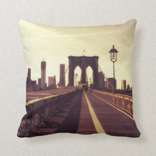 Brooklyn Bridge - New York City Throw Pillow