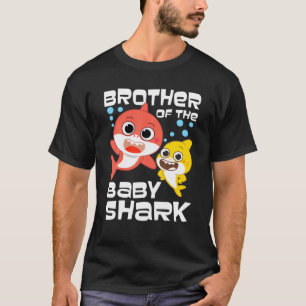 Brother Of The Baby Birthday Shark Brother Shark B T-Shirt