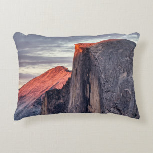 BROWN AND BLACK ROCK FORMATIONS ACCENT PILLOW