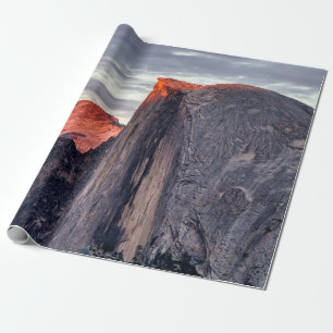 BROWN AND BLACK ROCK FORMATIONS WRAPPING PAPER