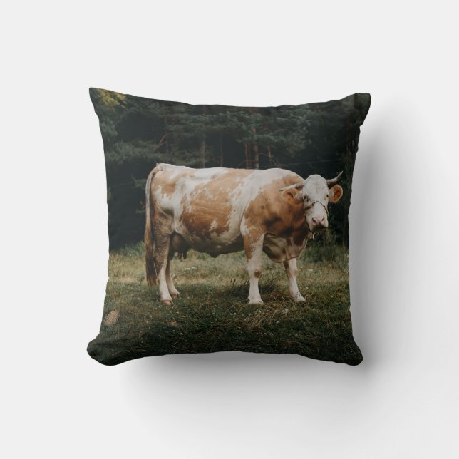 BROWN AND WHITE CHAINED COW THROW PILLOW (Front)