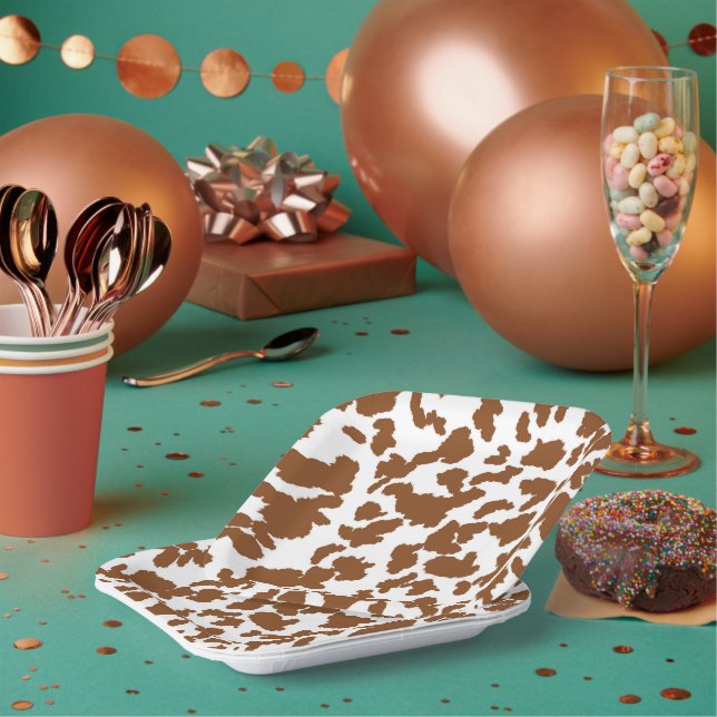 Brown And White Cow Hide Fur Pattern Paper Plate (Multi)