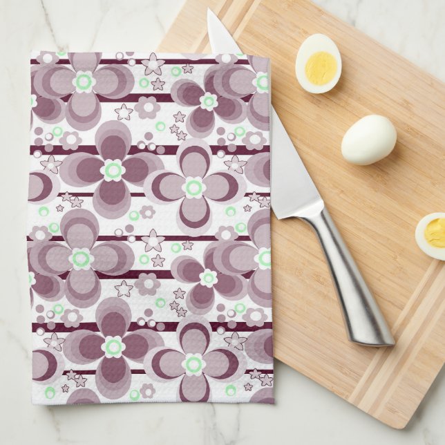 brown and white floral pattern kitchen towel (Quarter Fold)