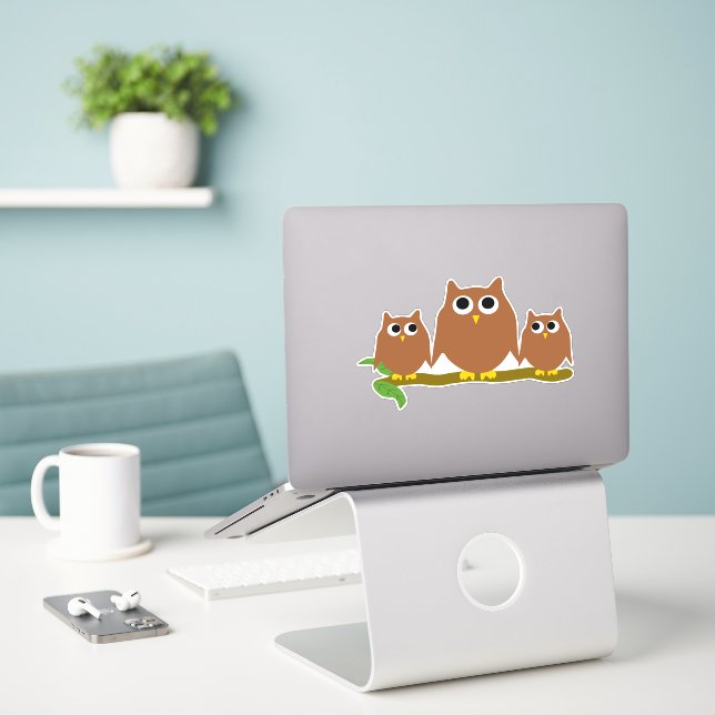 Brown Owls Design (Laptop On Desk)