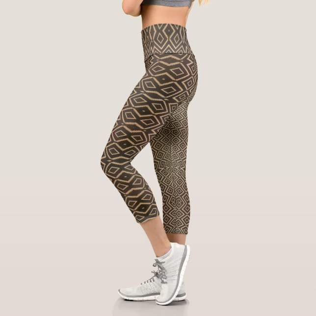 brown retro  capri leggings (Left)