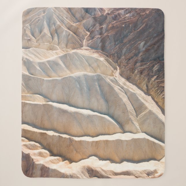 Brown rock formation sherpa blanket (Front)