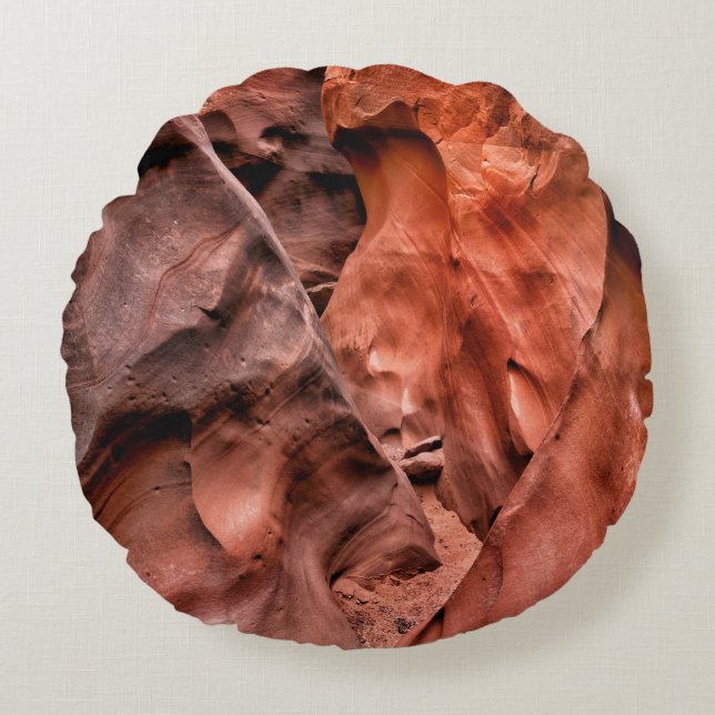 Brown rock formations round pillow (Front)