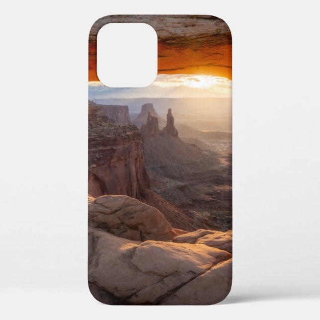 BROWN ROCKY MOUNTAIN DURING SUNSET Case-Mate iPhone CASE (Back)