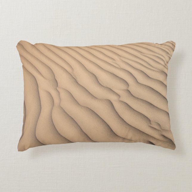 Brown sand accent pillow (Front)