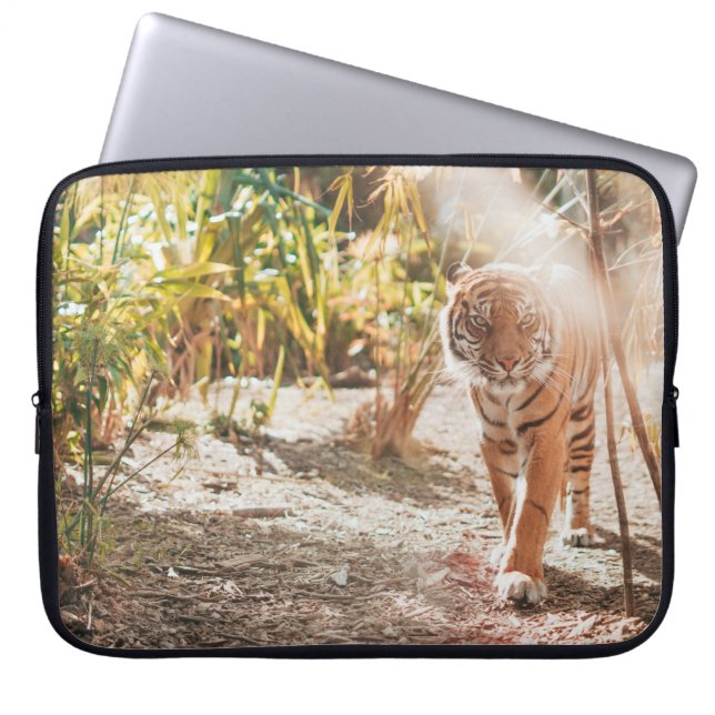 BROWN TIGER IN WALKING GESTURE LAPTOP SLEEVE (Front)