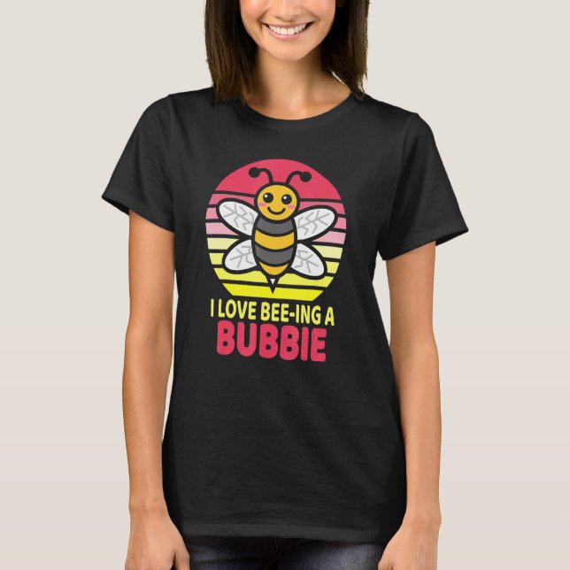 Bubbie  Cute Grandma Bee T-Shirt (Front)