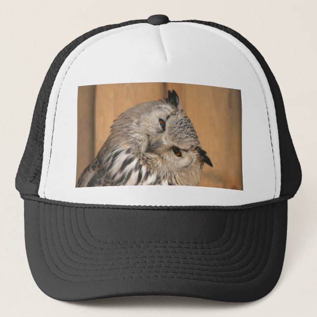 Bubo bubo sibiricus trucker hat (Front)