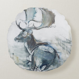 Buck in the Grass 2006 Round Pillow