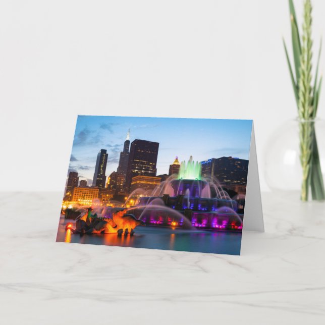 Buckingham Fountain Lit At Night Card (Front)