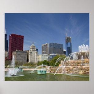 Buckingham Fountain located in Grant Park, 2 Poster
